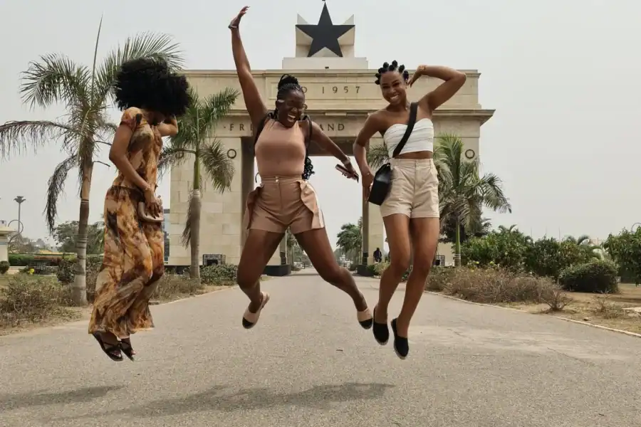 🕓Accra: Guided City Tour with hotel pick up