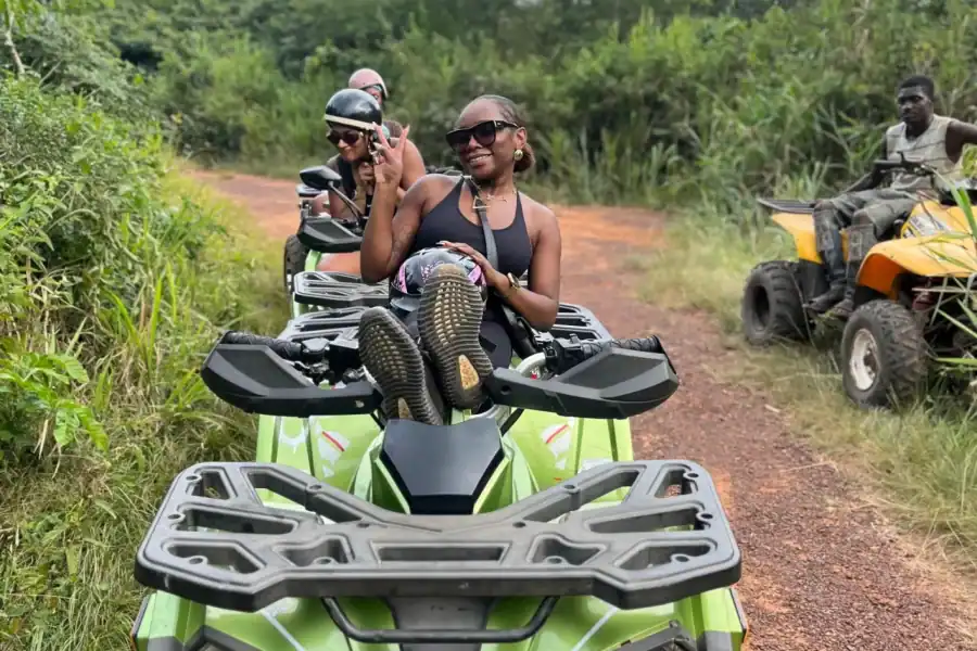 🕓Accra: Quadbike, Waterfall,Lunch& Aburi Adventure Tour