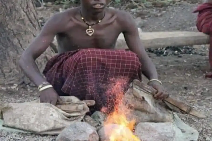 🕓Addis Ababa: Kechene Blacksmith Workshop Tour