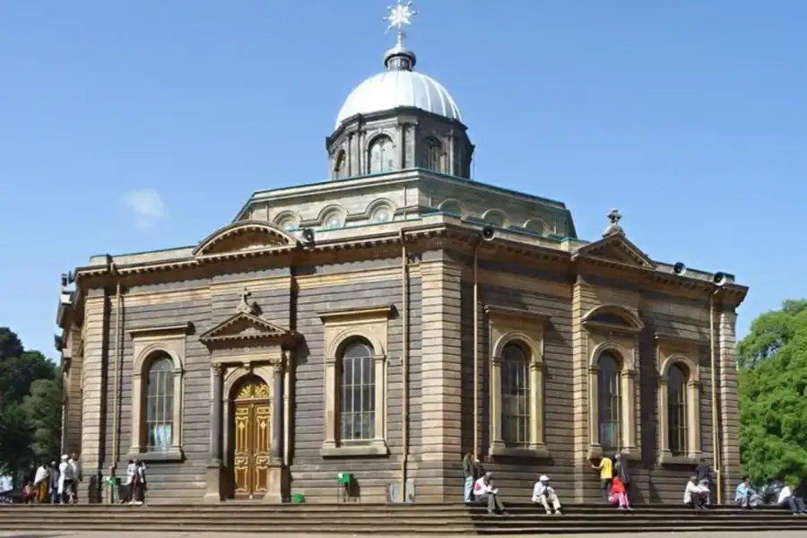 🕓Addis Ababa: Piassa Walking Tour with Coffee Ceremony