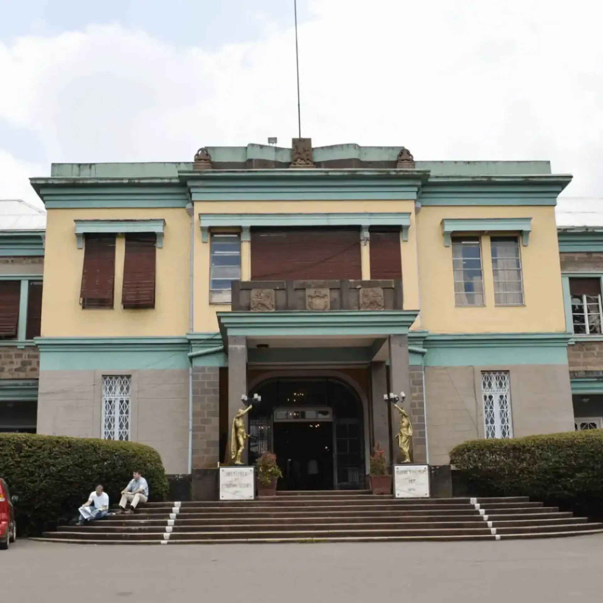 🕓Addis Cultural Tour: Museums, Market& Coffee Experience