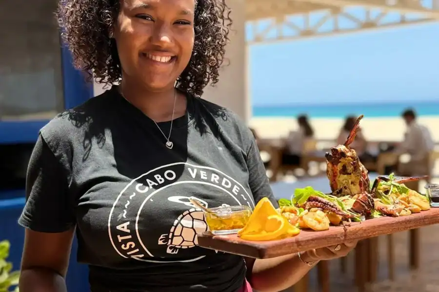 🕓Boavista: Origens Santa Mónica, Lunch and Beach Experience