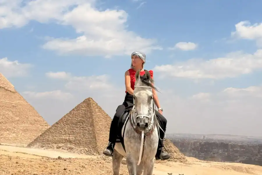 🕓Cairo: Horse Riding tour at Pyramids of Giza