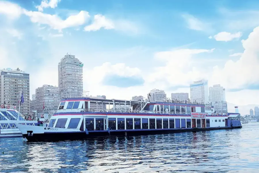 🕓Cairo: Opal Nile Romantic Dinner Cruise& Live Entertainment