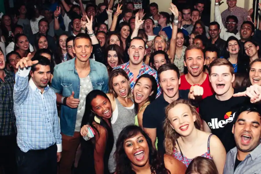 🕓Cairo: Pub Crawl and Speakeasy Bar Tour with 2 Free Drinks