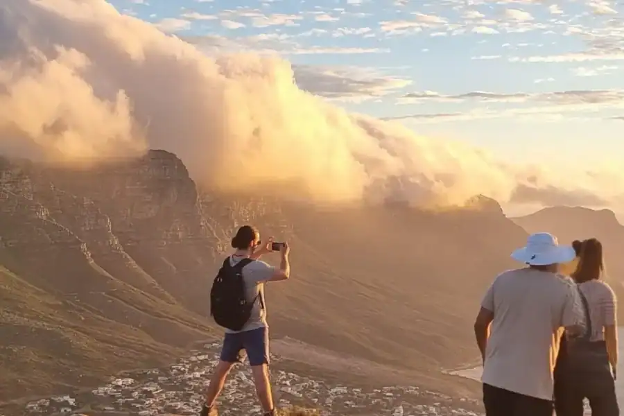 🕓Cape Town: Lion’s Head Sunrise/Sunset hike or Table Mountain