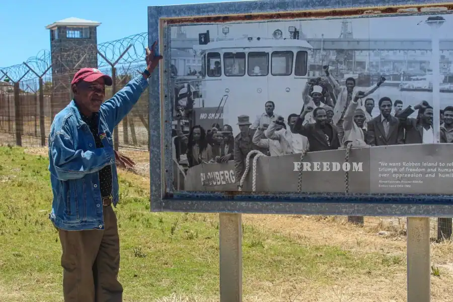 🕓Cape Town: Robben Island Guided Tour ticket& guided tour