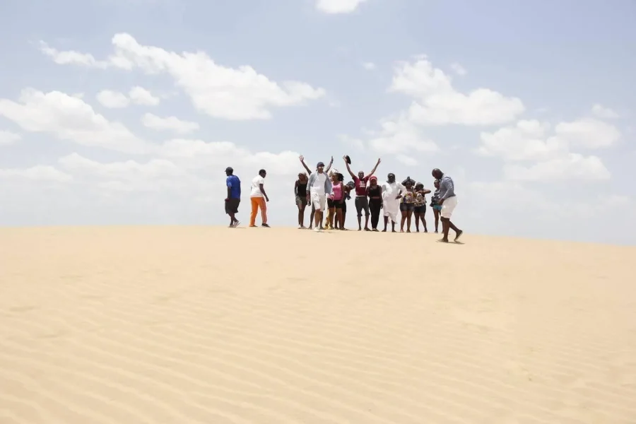 🕓Chalbi Desert& Lake Turkana 5-Day Tour