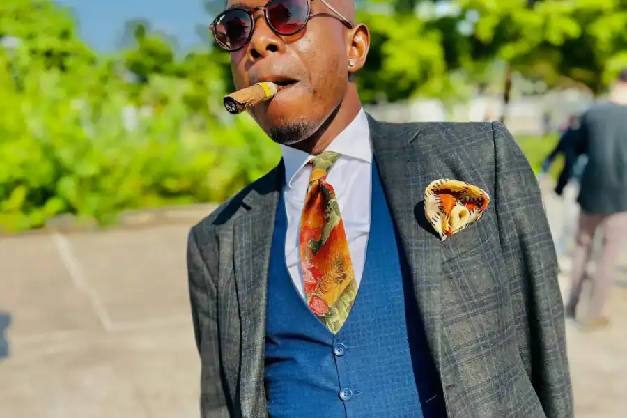 🕓Congo Brazzaville : Sapeurs performance Guided Tour