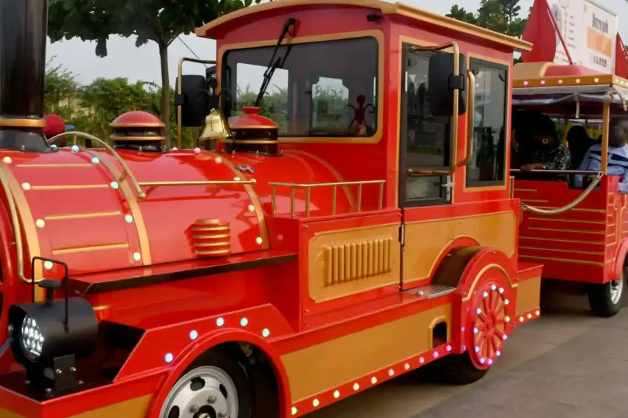 🕓Cotonou: Discover the city's main attractions by mini train