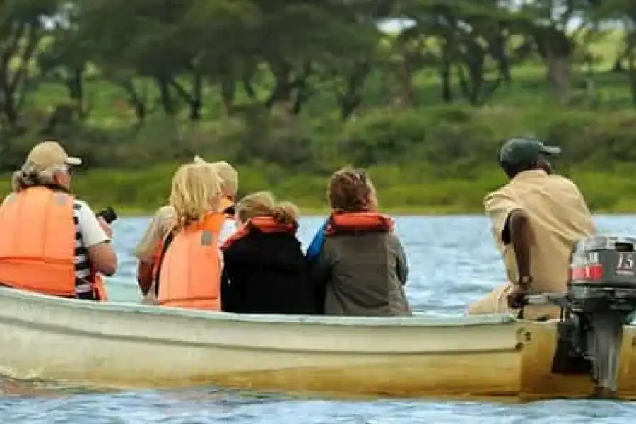 🚸Day Tour:crescent Island Walking Safari & Naivasha Boat Ride