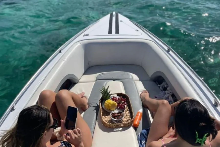 🕓DAY TRIP: Private Speedboat Excursion in Mauritius