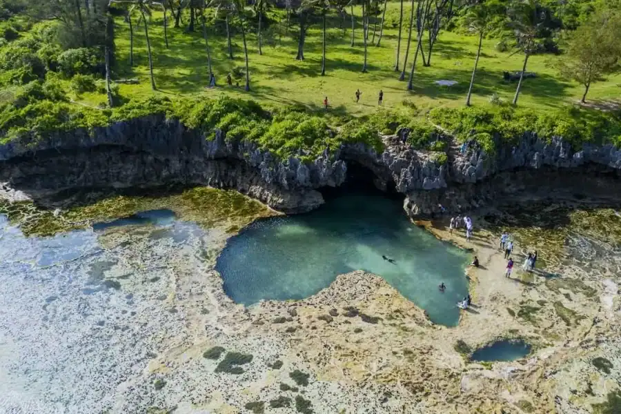 🕓Diani: Snorkeling and Swimming at African Pool in Tiwi Beach