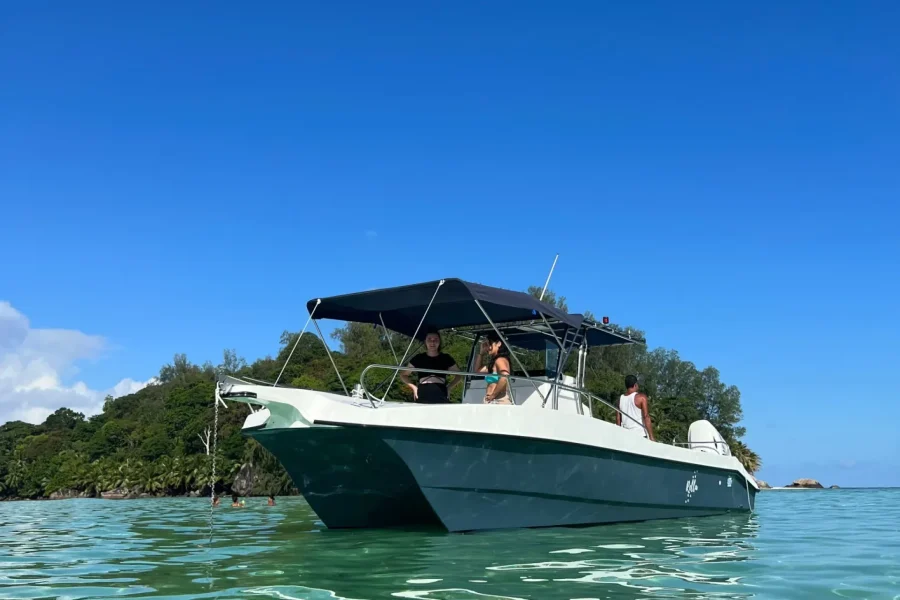 🕓Eden Island: Seychelles Islands Private Boat Charter