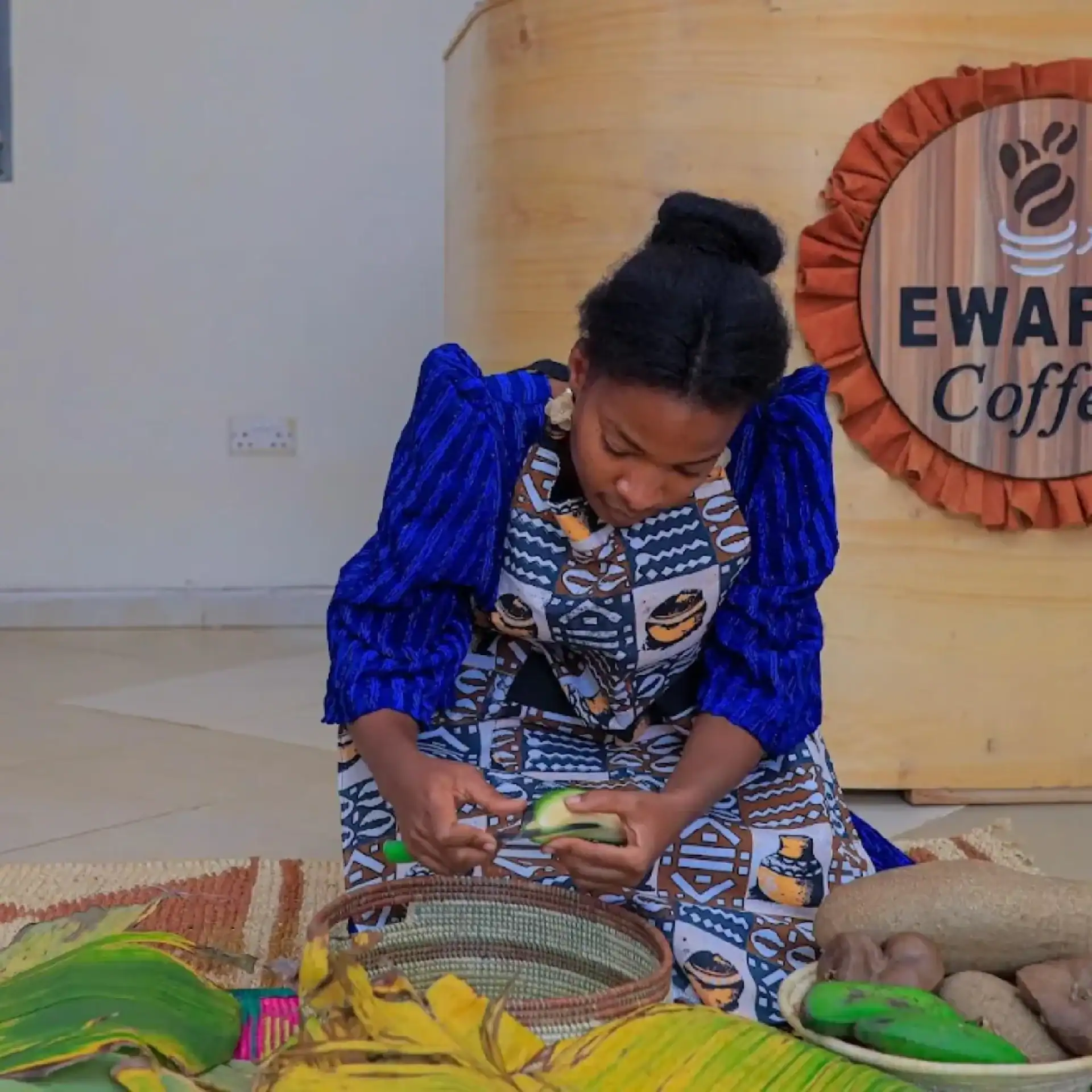 🕓Entebbe: Local Cultural Center Tour with Lunch& Transfers