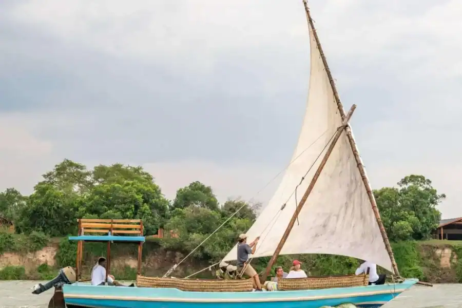 🕓Entebbe: Queen Elizabeth National Park Luxury Safari