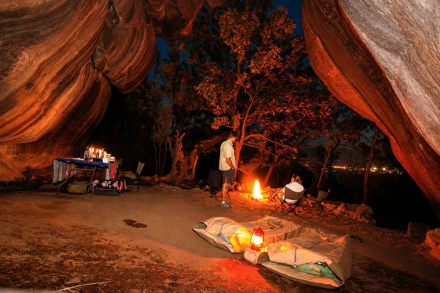 🕓Eswatini: Overnight Bushman Cave Hiking& Camping Tour