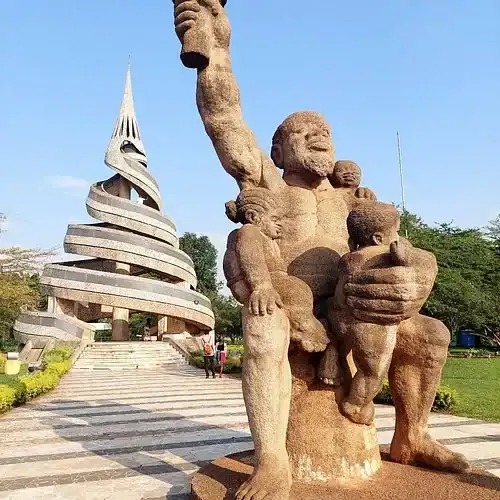 🇨🇲 Cameroon (Africa)