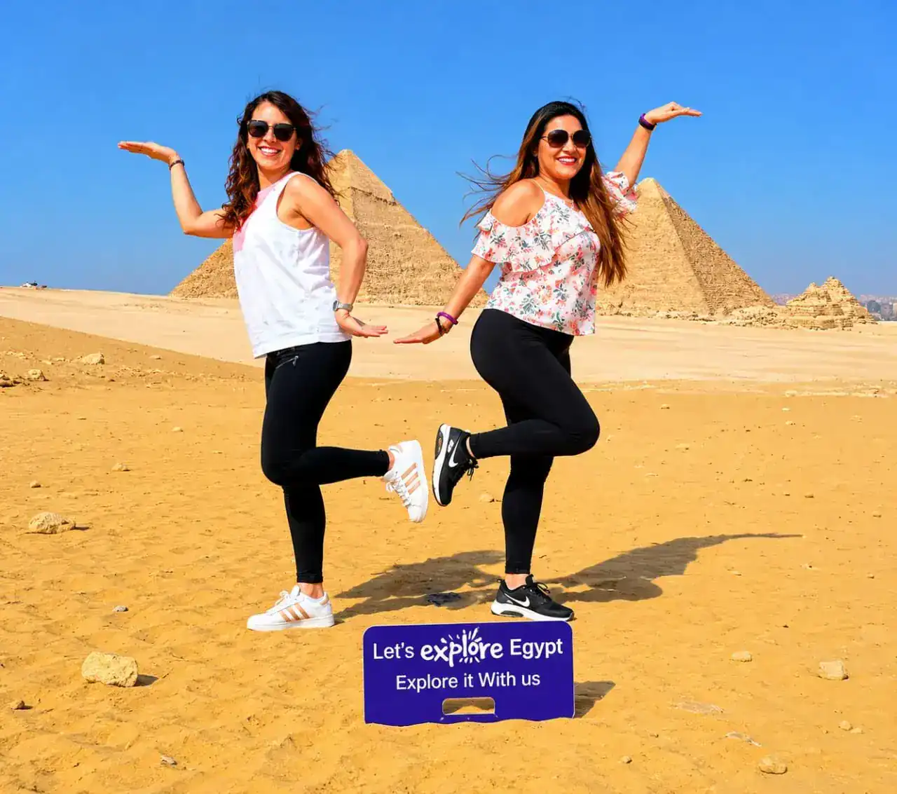 🏵️ The Pyramids Of Giza (Egypt)