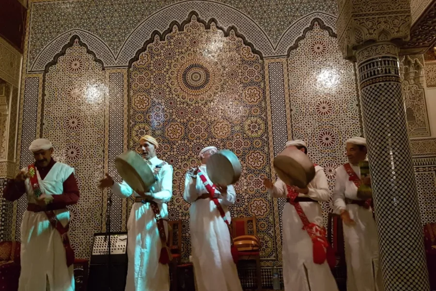 🕓Fes: Traditional Moroccan Palace Dinner& Folklore Show