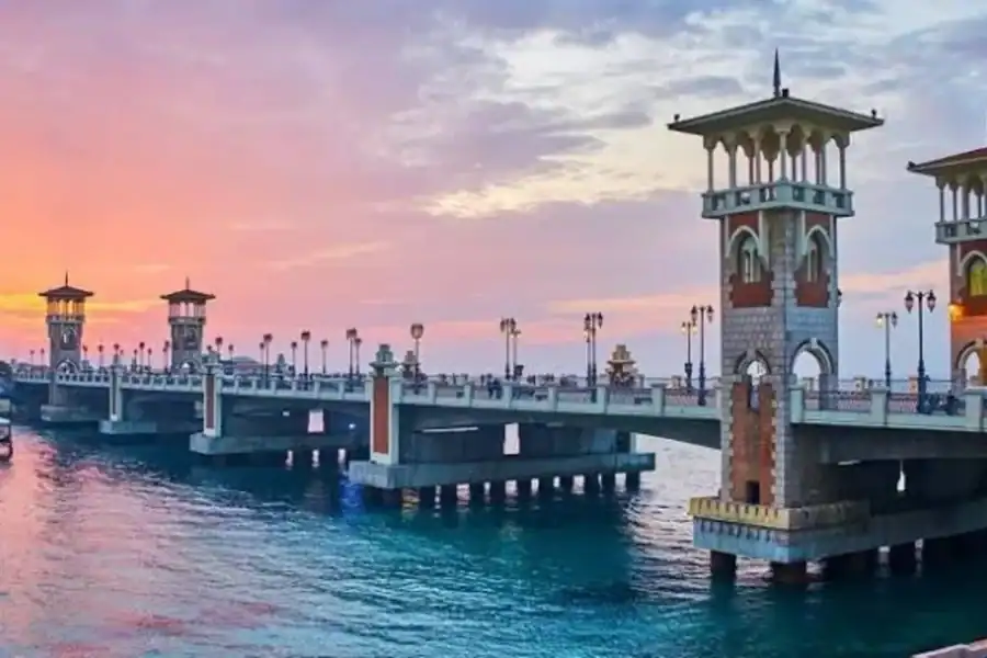 🕓From Cairo: 2-Day Tour to Alexandria and El Alamein