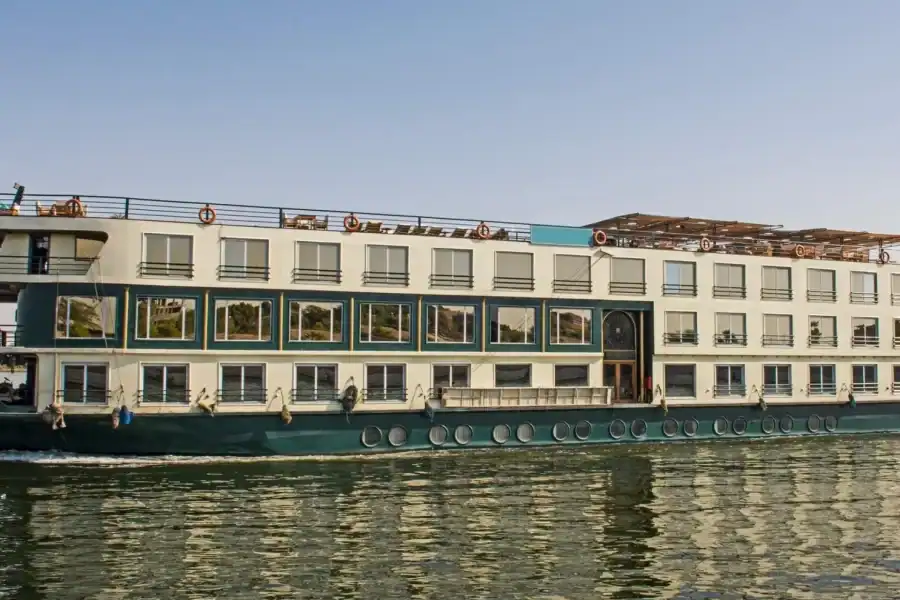 🕓From Hurghada: 3-Day Nile Cruise to Aswan& Hot Air Balloon