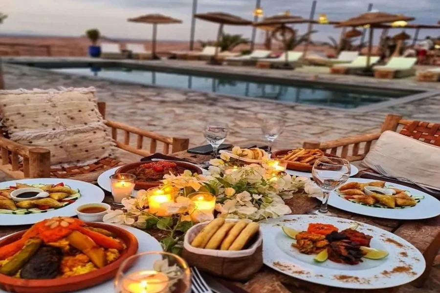 🕓From Marrakech: Agafay Desert Sunset Dinner with Live Show