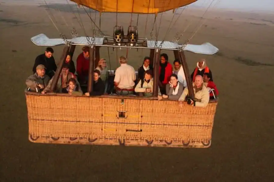 🚸From Nairobi: 4 Days Amboseli & Masai Mara Safari