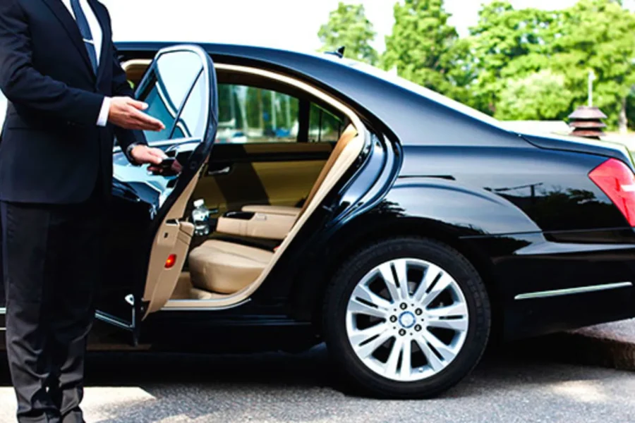 🕓From SSR International Airport: 1-Way Airport transfer