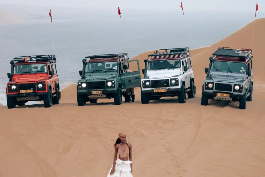 🕓From Walvis Bay: Sandwich Harbour 4×4 Tour