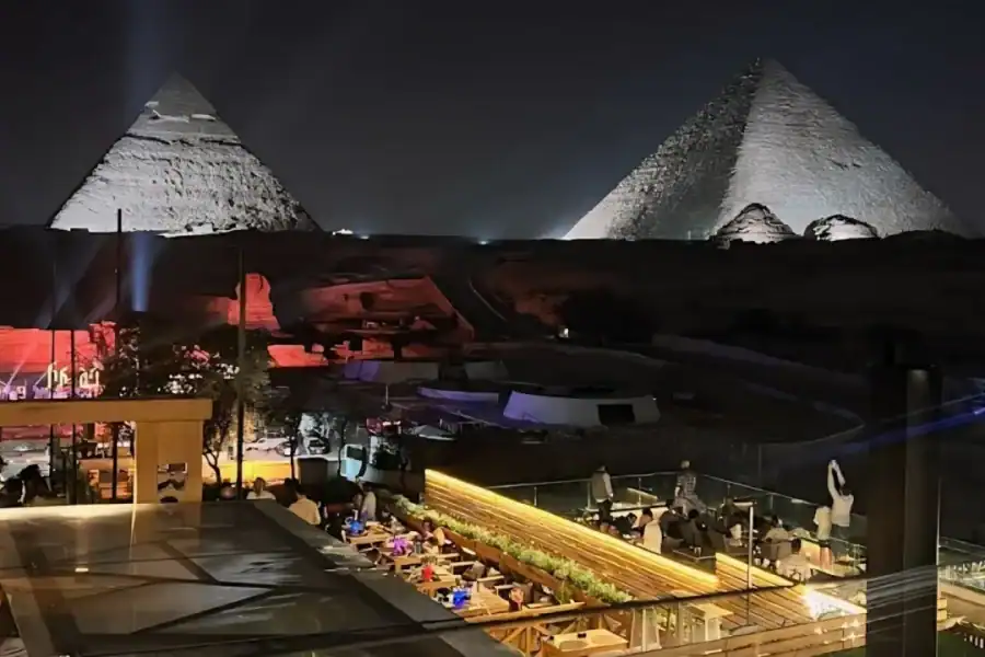 🕓Giza: Dinner with Pyramids All Around You at Rooftop7000