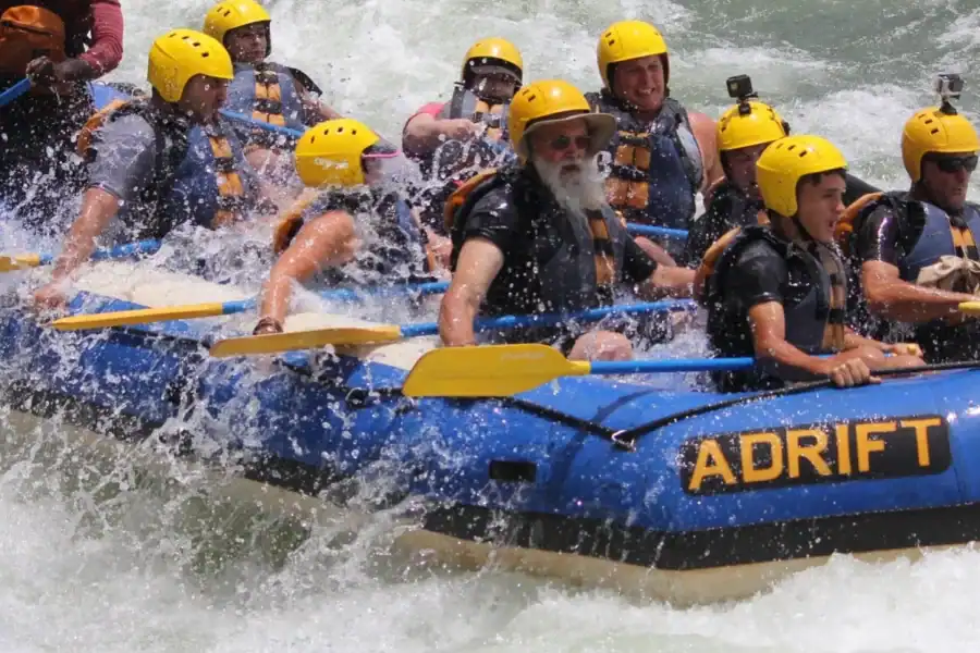 🕓Grade 3 White water rafting on the Nile River