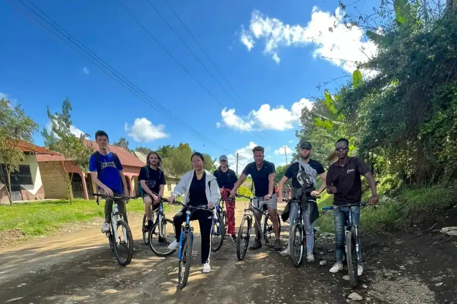🕓Guided Mountain Bike Tour through Arusha Village