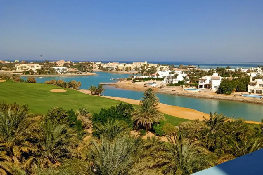 🕓Hurghada: El Gouna city Tour with Boat& Tuk-Tuk in private