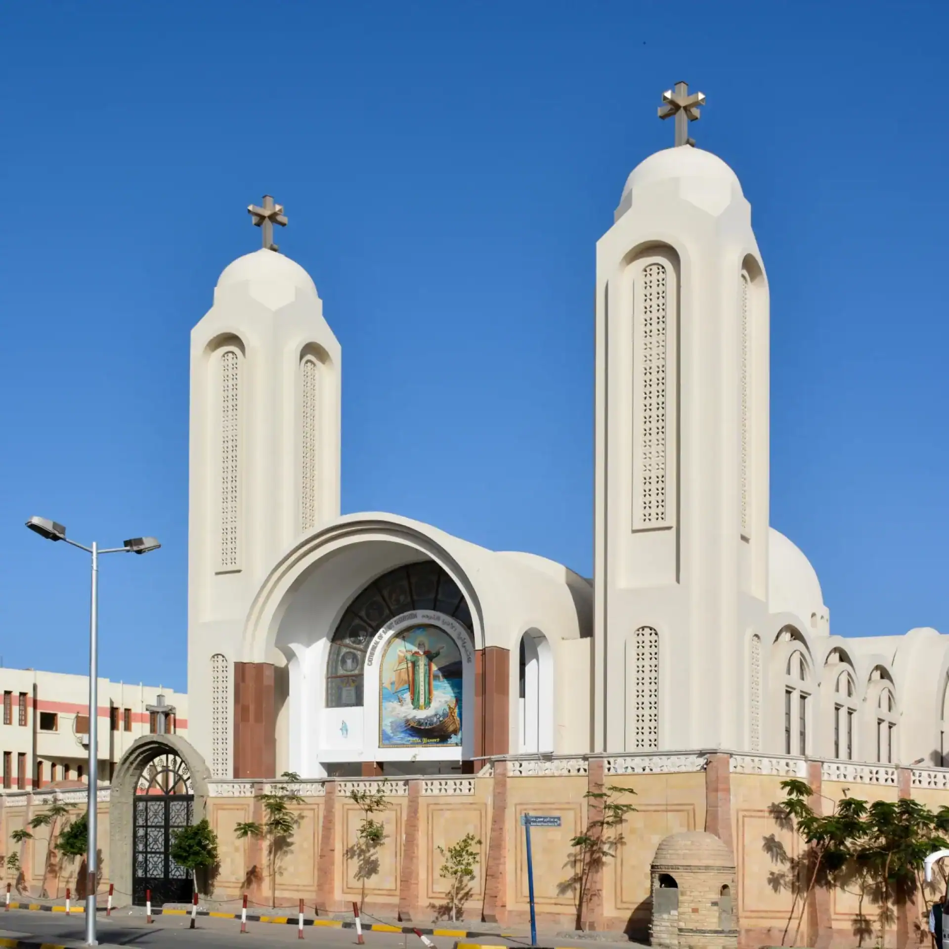 🕓Hurghada: Guided City Highlights Tour with Shopping Stops