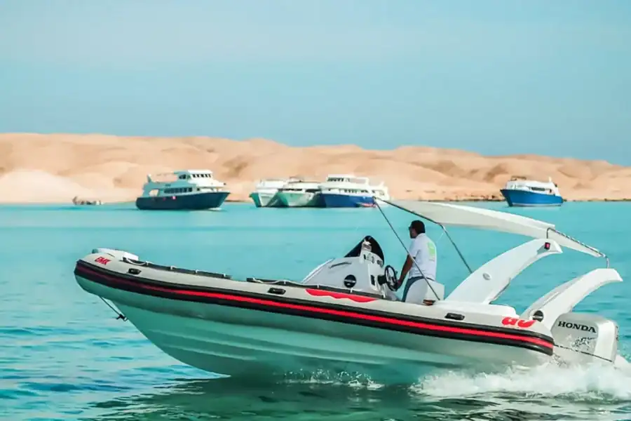 🕓Hurghada Speedboat Tour: Orange Bay& Oziera Island + Fruits