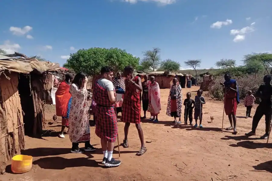 🕓Kenya: Maasai Village Visit with Traditional Dance Show