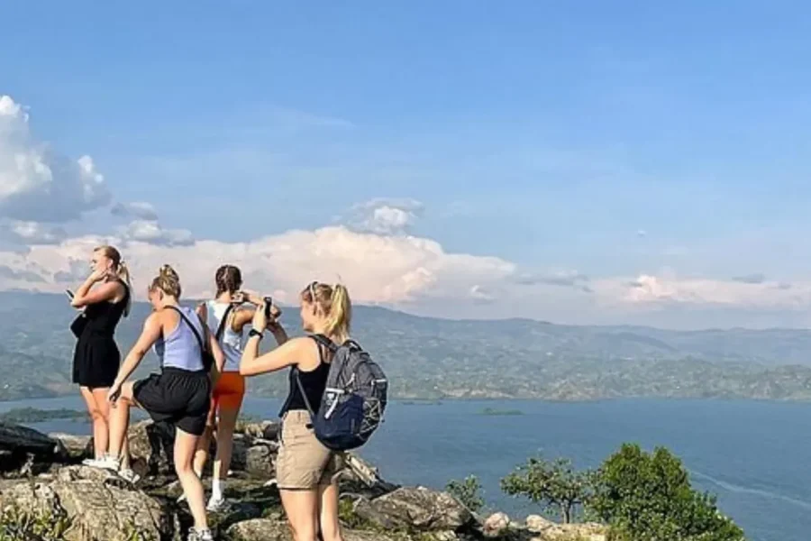 🕓Kigali: 2-Day Kinunu Coffee Tour& Lake Kivu Exploration