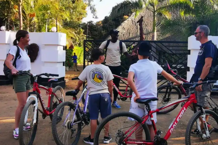 🕓Livingstone : Cultural Bike Tour