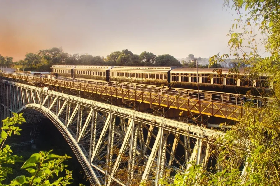 🕓Livingstone: Royal Livingstone Express Train and Dinner