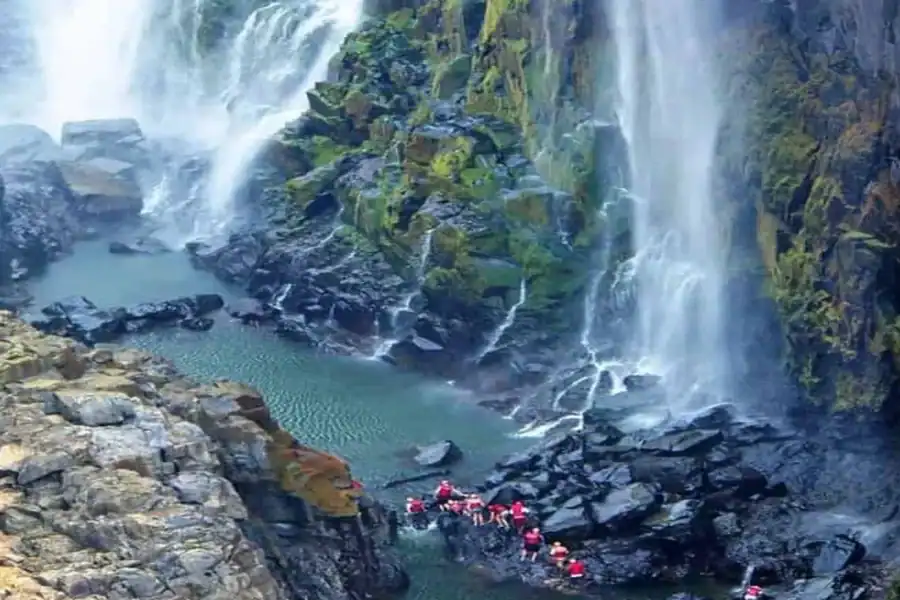 🕓Livingstone: Victoria Falls Swim& Boat Tour with Pickup