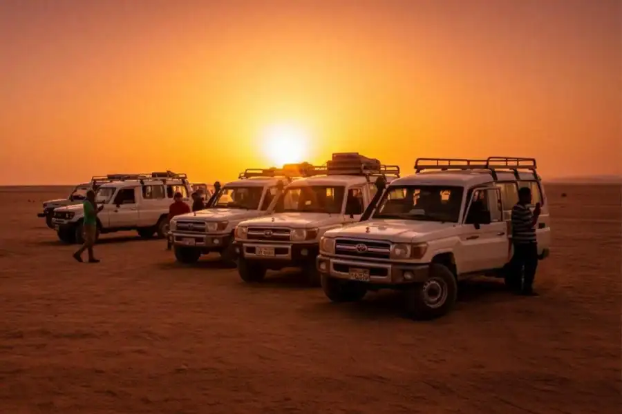🕓Makadi Bay: Mega Tour Jeep, ATV, Buggy, Camel, Dinner& Show