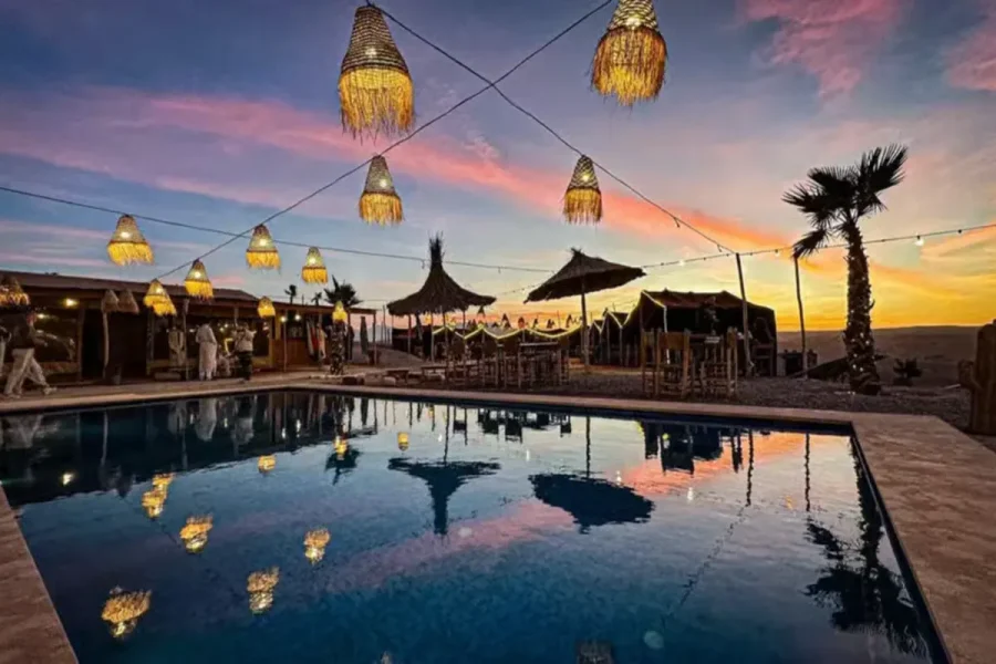 🕓Marrakech: Agafay Desert Camel Ride and Dinner and Fire Show