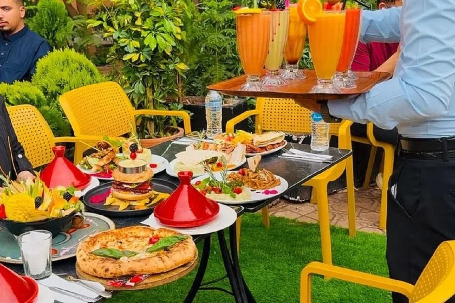 🕓Marrakech: Eat Like a Local Evening Food Tour by bus