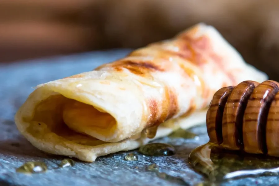 🕓Marrakech: Traditional Moroccan Crepes& Bread Cooking Class