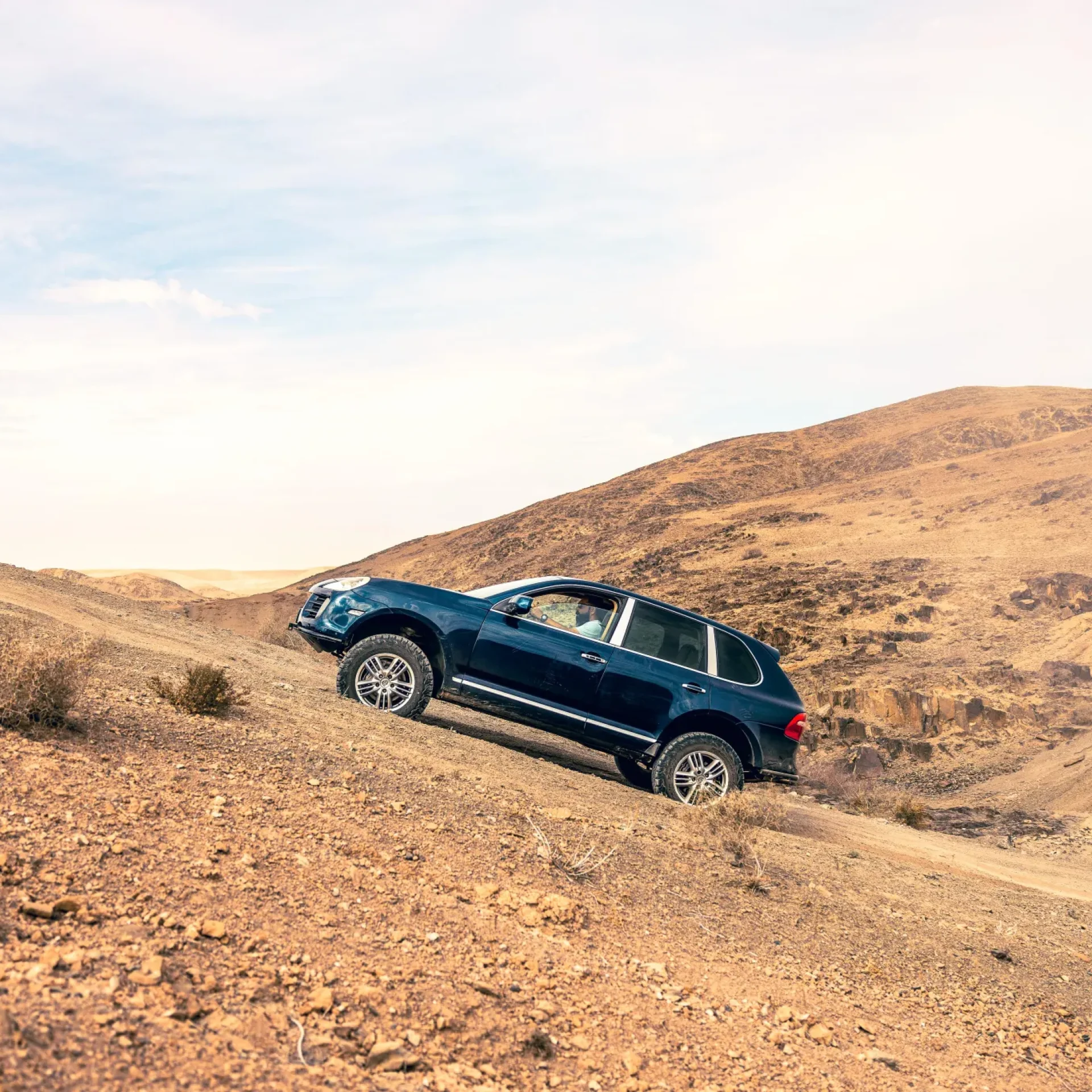 🕓Marrakesh: Porsche Cayenne Ride and Gourmet Desert Lunch