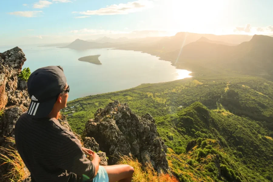 🕓Mauritius: Le Morne Mountain Guided Sunrise Hike and Climb