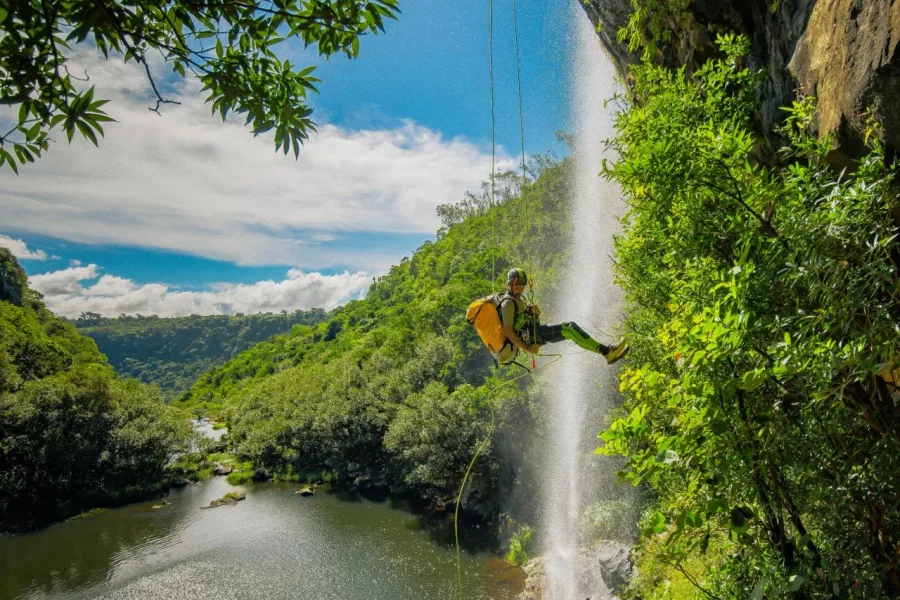 🕓Mauritius: Tamarind Falls Canyoning Adventure