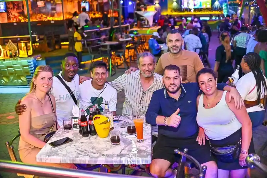 🕓Mombasa: Mtwapa Nightlife Tour with Hotel Pickup