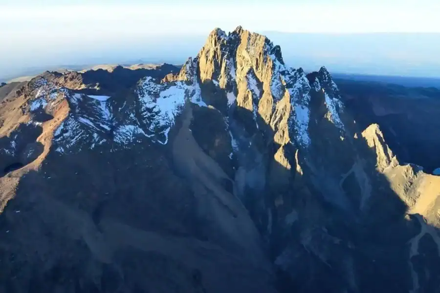 🕓Mount Kenya: Sirimon Route Guided Trek Tour